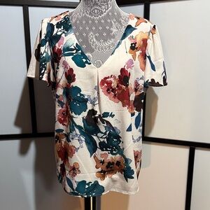 a new day Floral V-Neck Short Sleeve Top - Multicolor